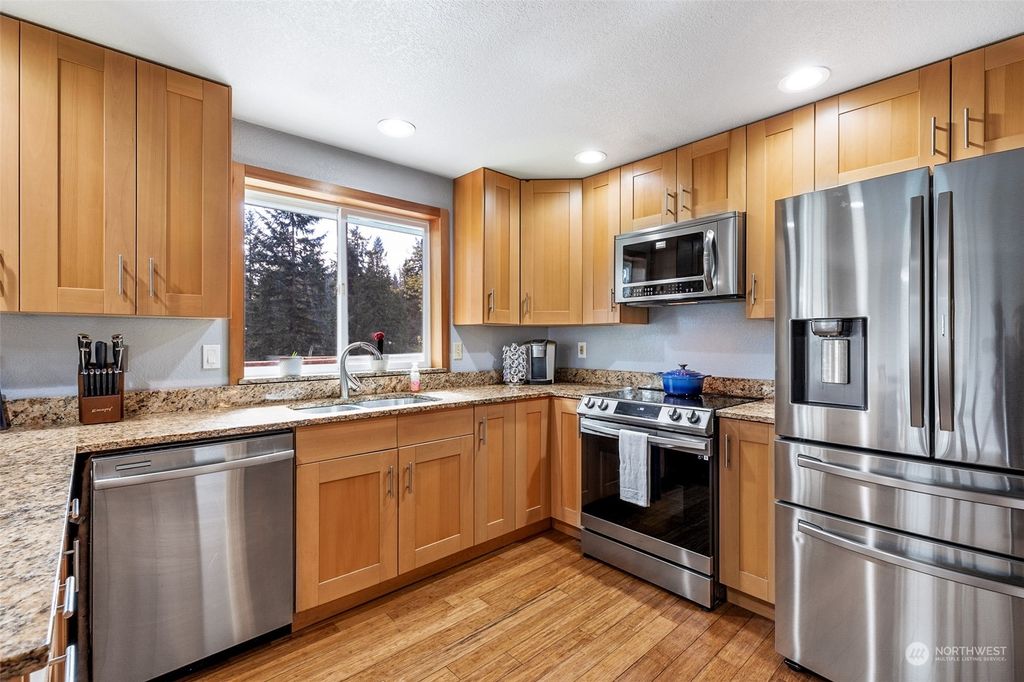 Photo of 16916 Snohomish Avenue, Snohomish, WA 98296 (MLS # 2170940)