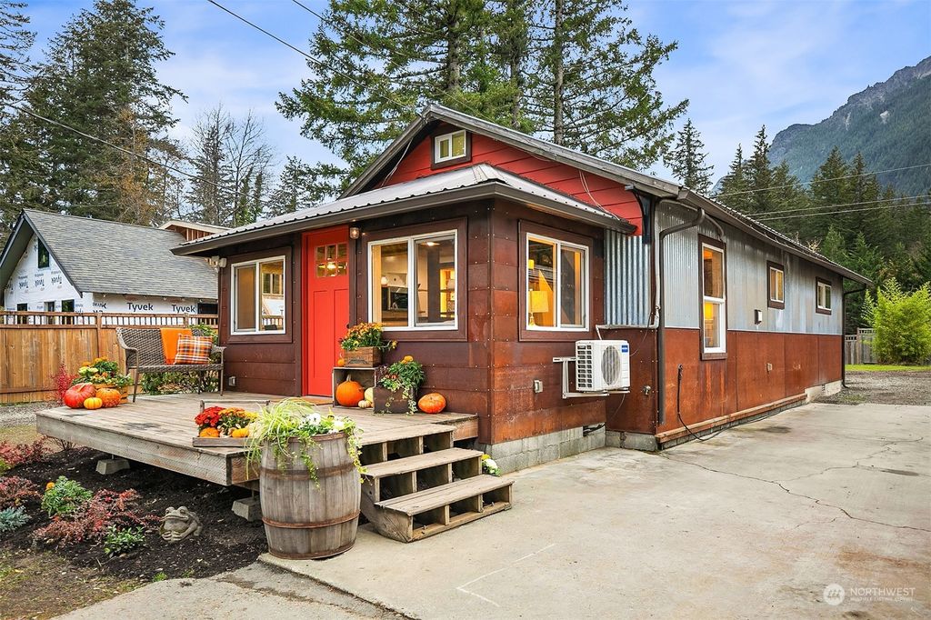Photo of 43334 SE 128 Place, North Bend, WA 98045 (MLS # 2309930)