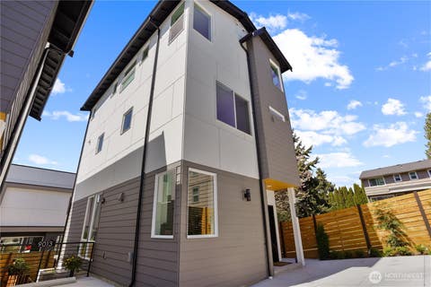 Photo of 9013 14th Avenue SW, Seattle, WA 98106 (MLS # 2492673)