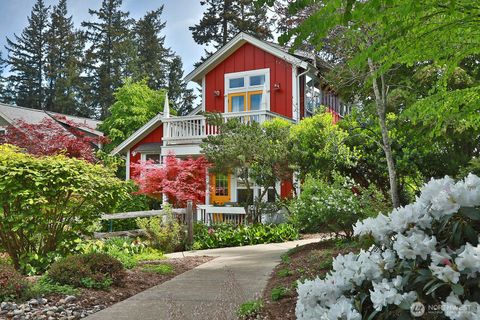 Photo of 1037 Highview Street, Langley, WA 98260 (MLS # 2524304)