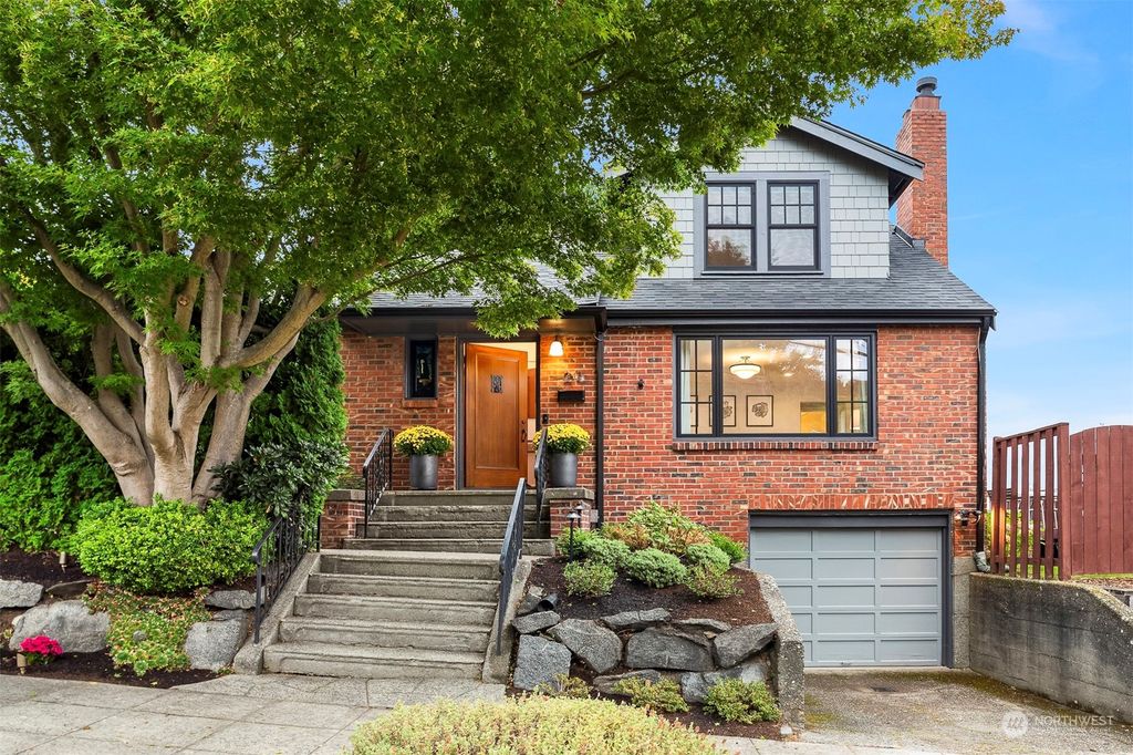 Photo of 20 Armour Street, Seattle, WA 98109 (MLS # 2160677)