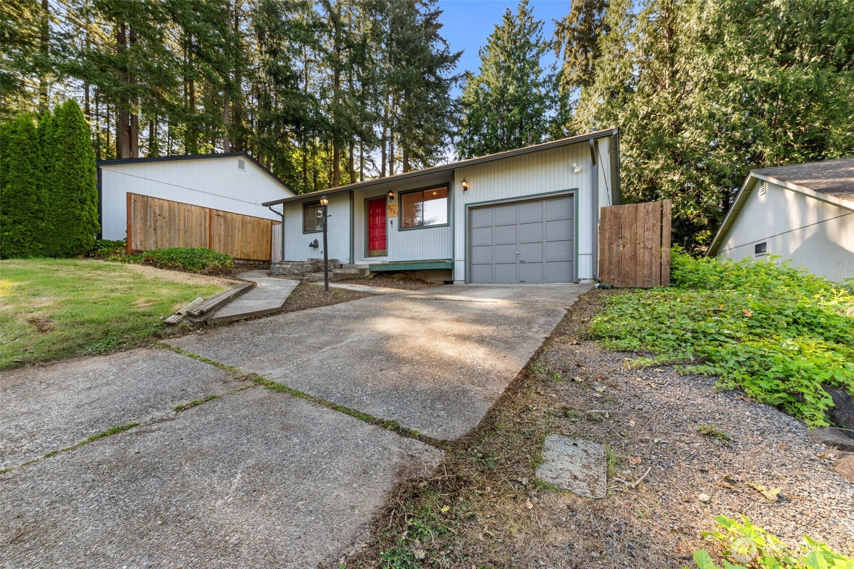 3701 Autumnwood Court SE