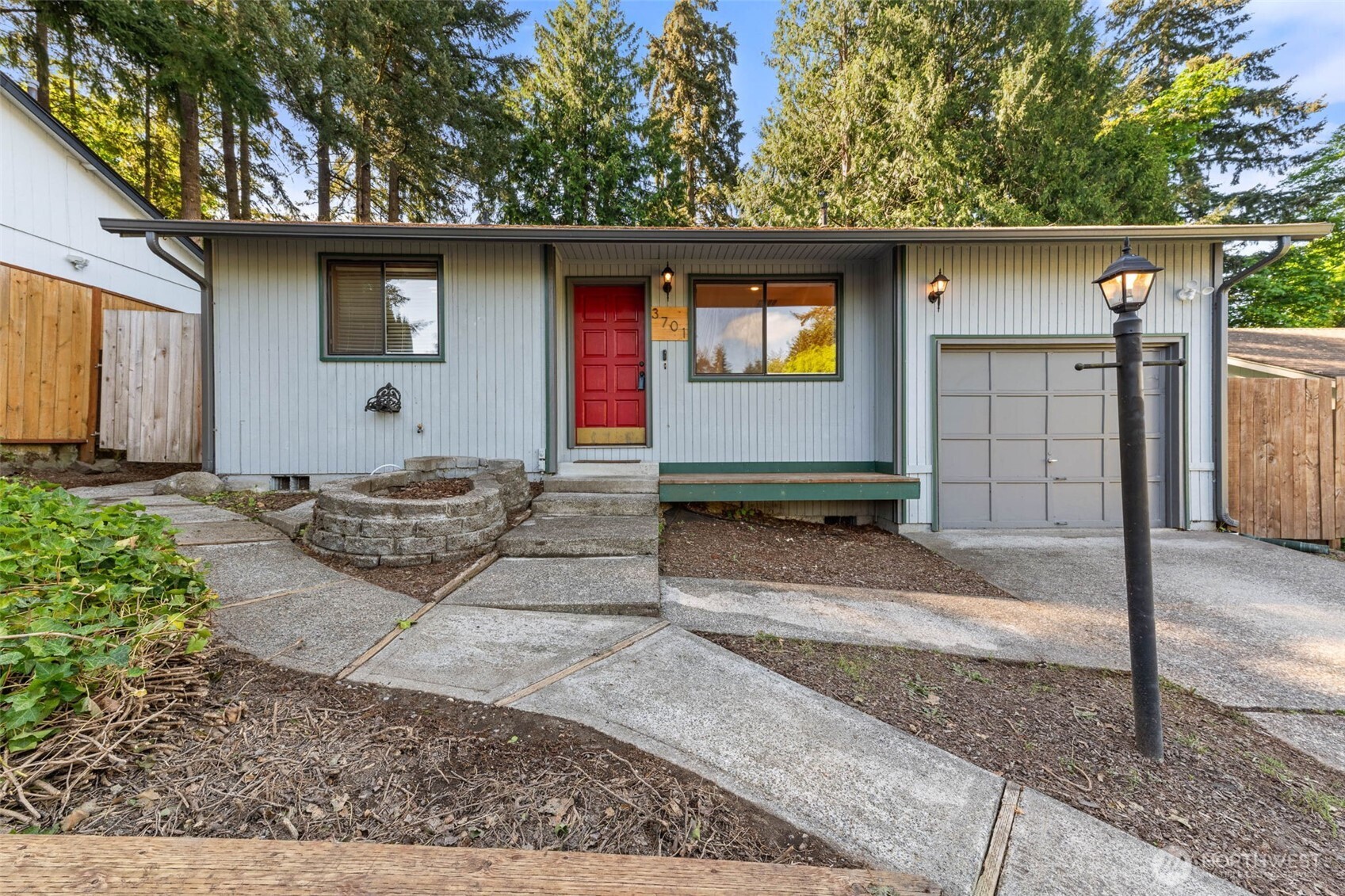3701 Autumnwood Court SE