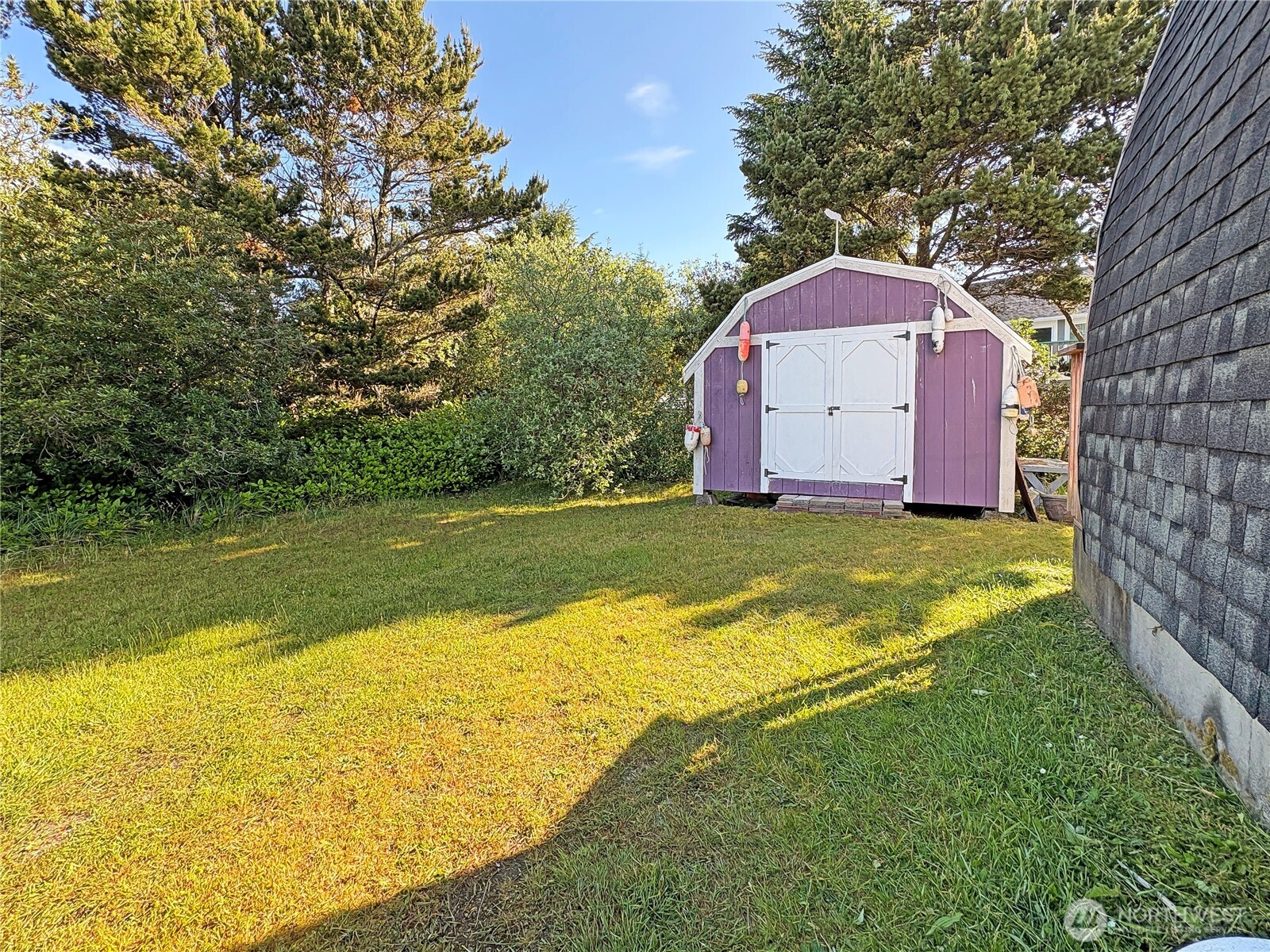 568 Cowlitz Court SW