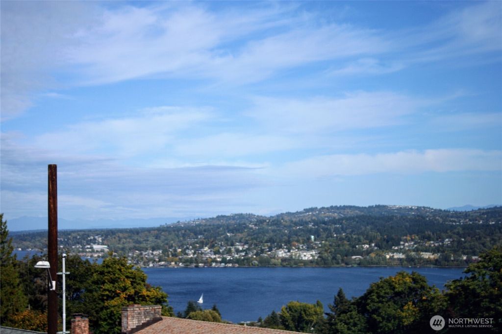 Photo of 11839 79th Avenue S, Seattle, WA 98178 (MLS # 2517093)