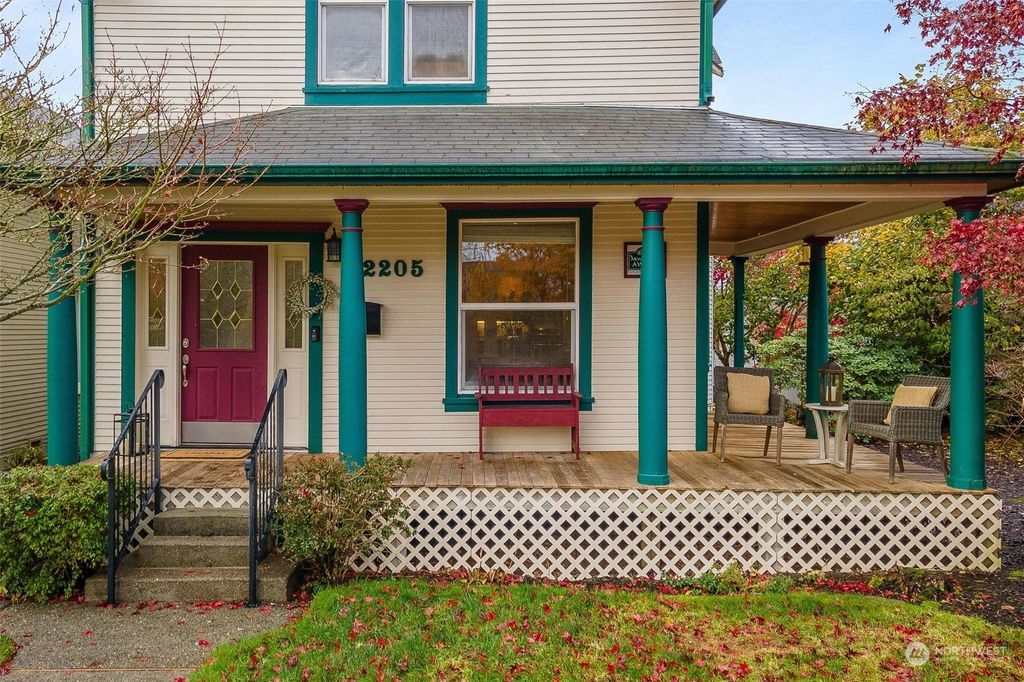 Photo of 2205 Rockefeller Avenue, Everett, WA 98201 (MLS # 2302462)