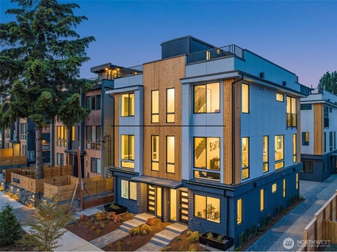 Photo of 4514 A Corliss Avenue N, Seattle, WA 98103 (MLS # 2553913)