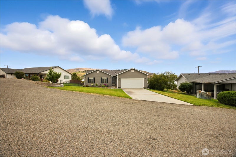 121 Pryor Drive