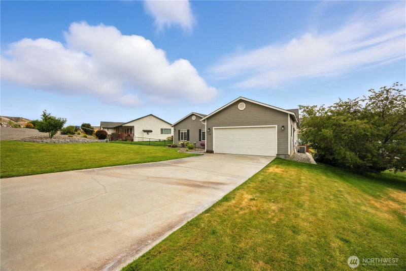121 Pryor Drive