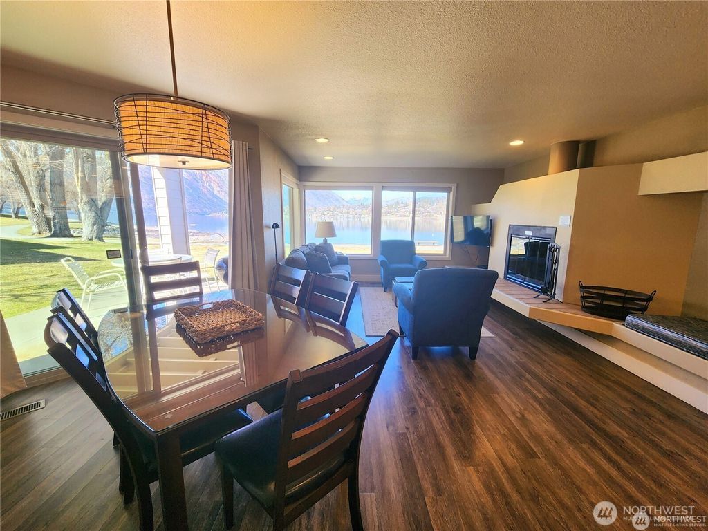 listing image 9368965601234652582