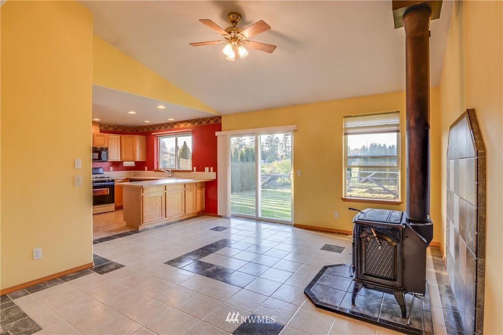 listing image 9365374131847572070