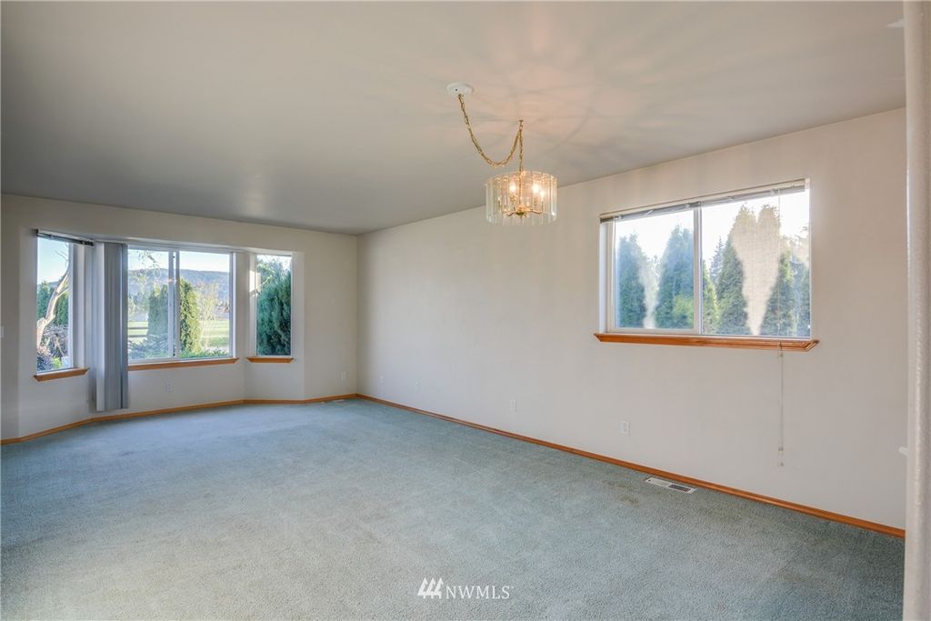 listing image 9360237153951719970
