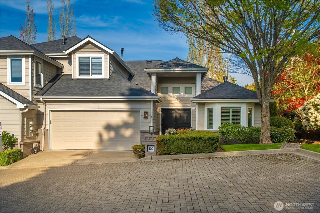 Photo of 102 8th Lane #102, Kirkland, WA 98033 (MLS # 2517919)