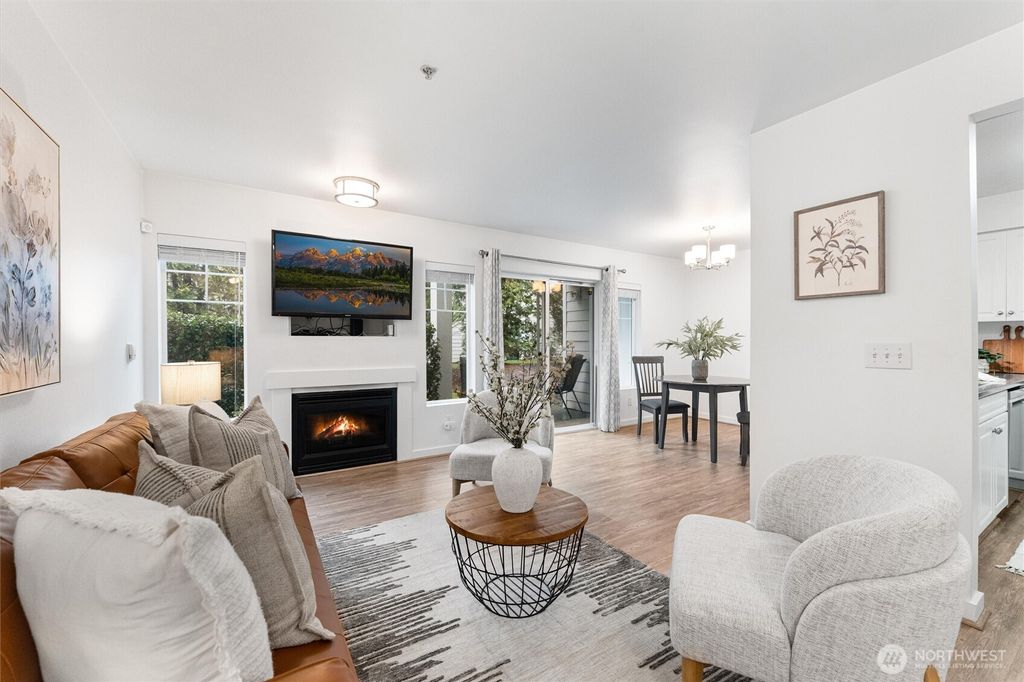 Photo of 15150 140th Way SE #S-103, Renton, WA 98058 (MLS # 2454306)