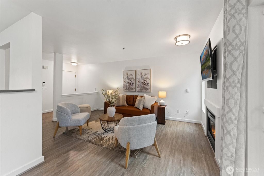 Photo of 15150 140th Way SE #S-103, Renton, WA 98058 (MLS # 2454306)