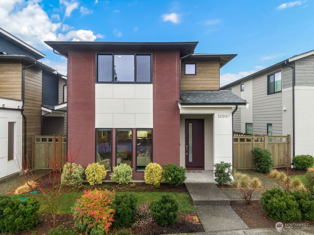 Photo of 32997 Ten Trails Parkway SE, Black Diamond, WA 98010 (MLS # 2195325)