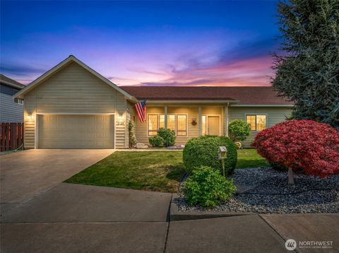 Photo of 2125 Blackstone Court, East Wenatchee, WA 98802 (MLS # 2517159)