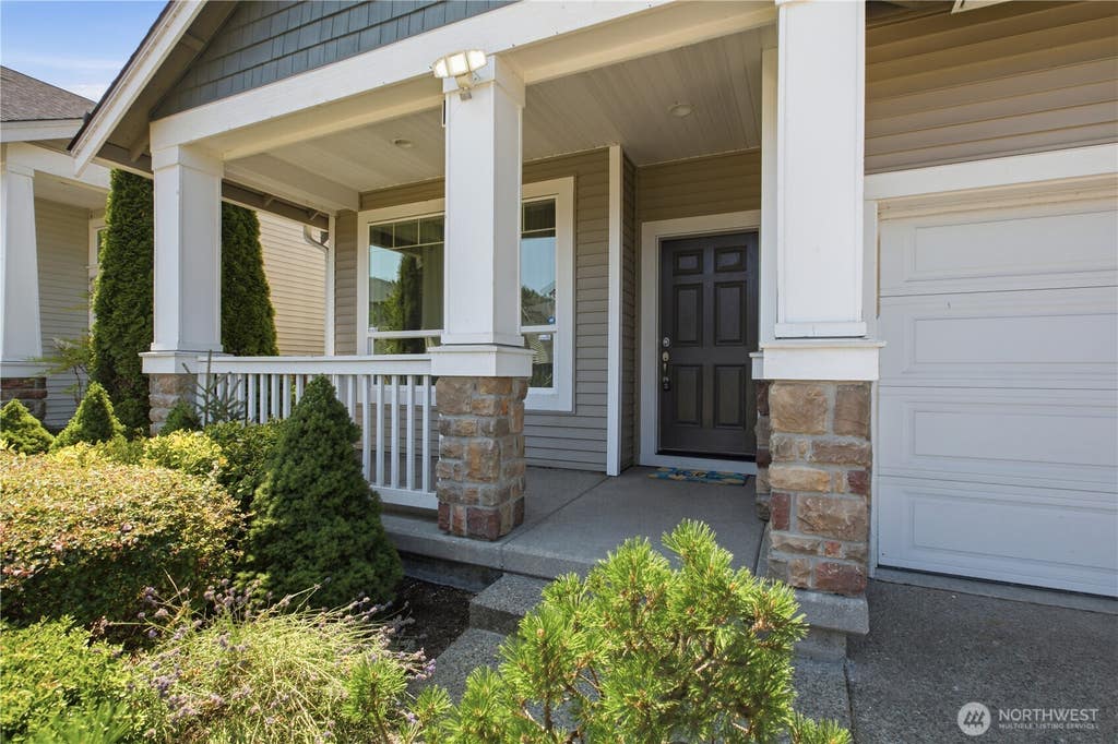 Photo of 21431 46th Avenue S #140, Kent, WA 98032 (MLS # 2554313)