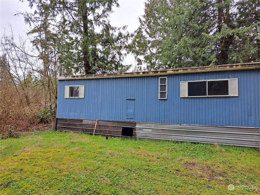 Photo of 21237 Jefferson Beach Road NE, Kingston, WA 98346 (MLS # 2203427)