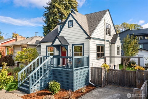 Photo of 8416 40th Avenue SW, Seattle, WA 98136 (MLS # 2589244)