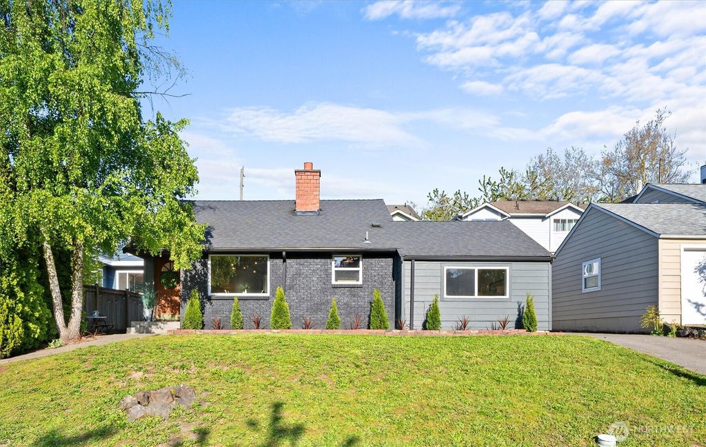 Photo of 6534 34th Avenue SW, Seattle, WA 98126 (MLS # 2390484)