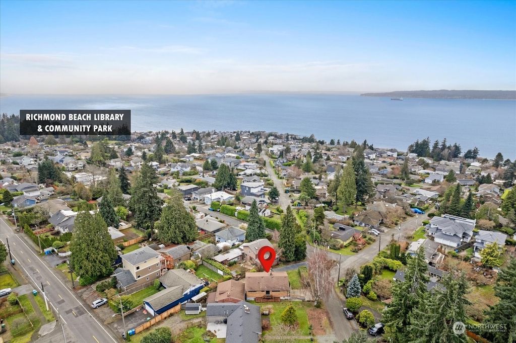 Photo of 2025 NW 204th Street, Shoreline, WA 98177 (MLS # 2188208)