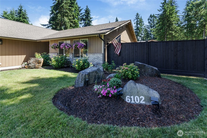 6102 189th Loop SW