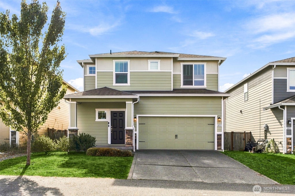 Photo of 18951 112th Avenue Ct, Puyallup, WA 98375 (MLS # 2592649)