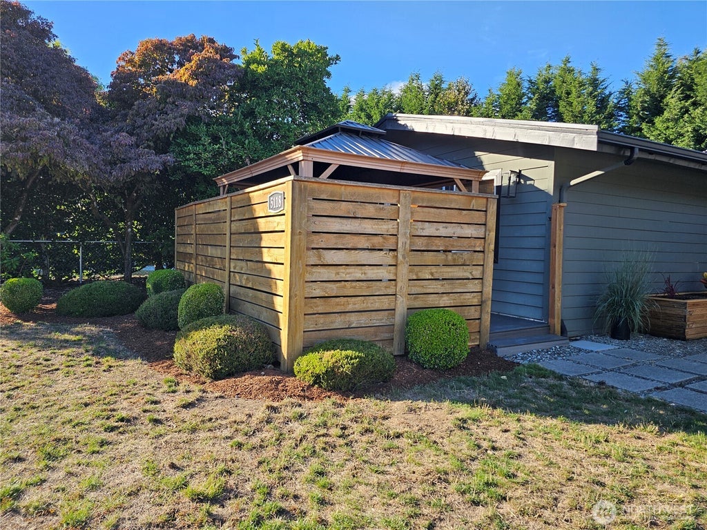 Photo of 5188 S 164th Street, Tukwila, WA 98188 (MLS # 2576758)