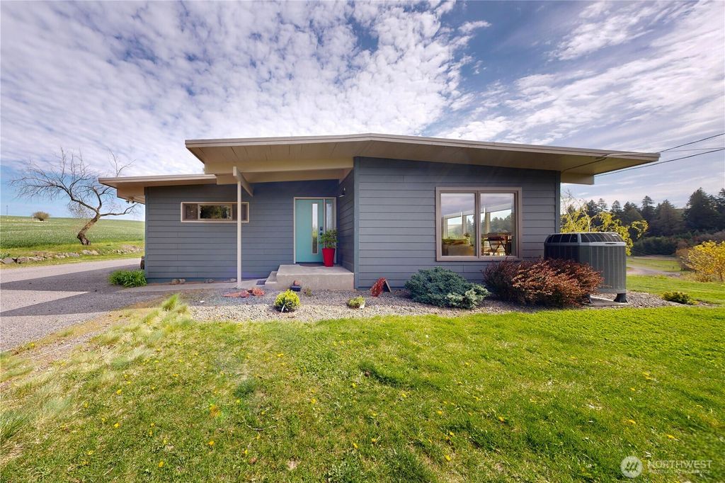 Photo of 800 Eckler ST, Dayton, WA 99328 (MLS # 2502717)