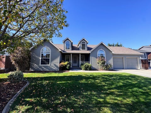 Photo of 1476 Fuller Street, Wenatchee, WA 98801 (MLS # 2596665)