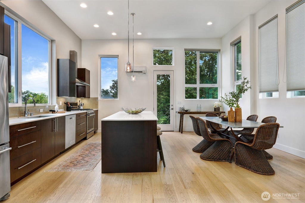 Photo of 3022 4th Avenue W, Seattle, WA 98119 (MLS # 2583040)