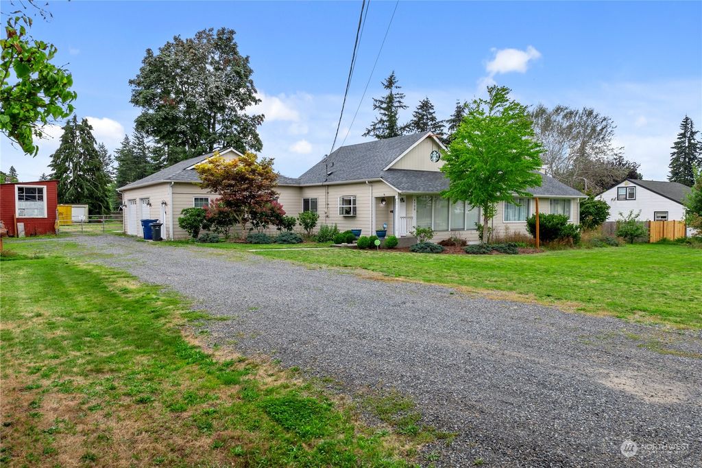 Photo of 4730 88th Street NE, Marysville, WA 98270 (MLS # 2292159)
