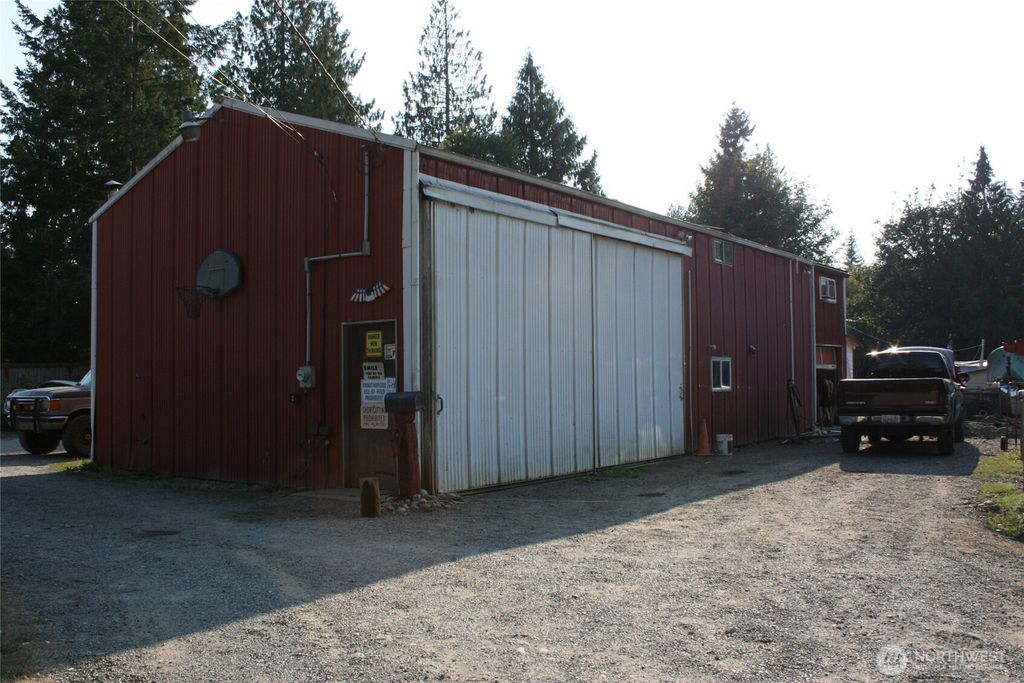 Photo of 8510 115th Avenue NE, Lake Stevens, WA 98258 (MLS # 2425790)