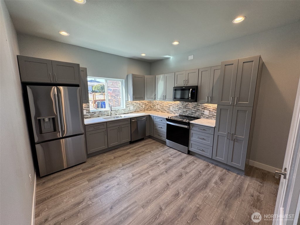 Photo of 726 Reiten Road, Kent, WA 98030 (MLS # 2585749)