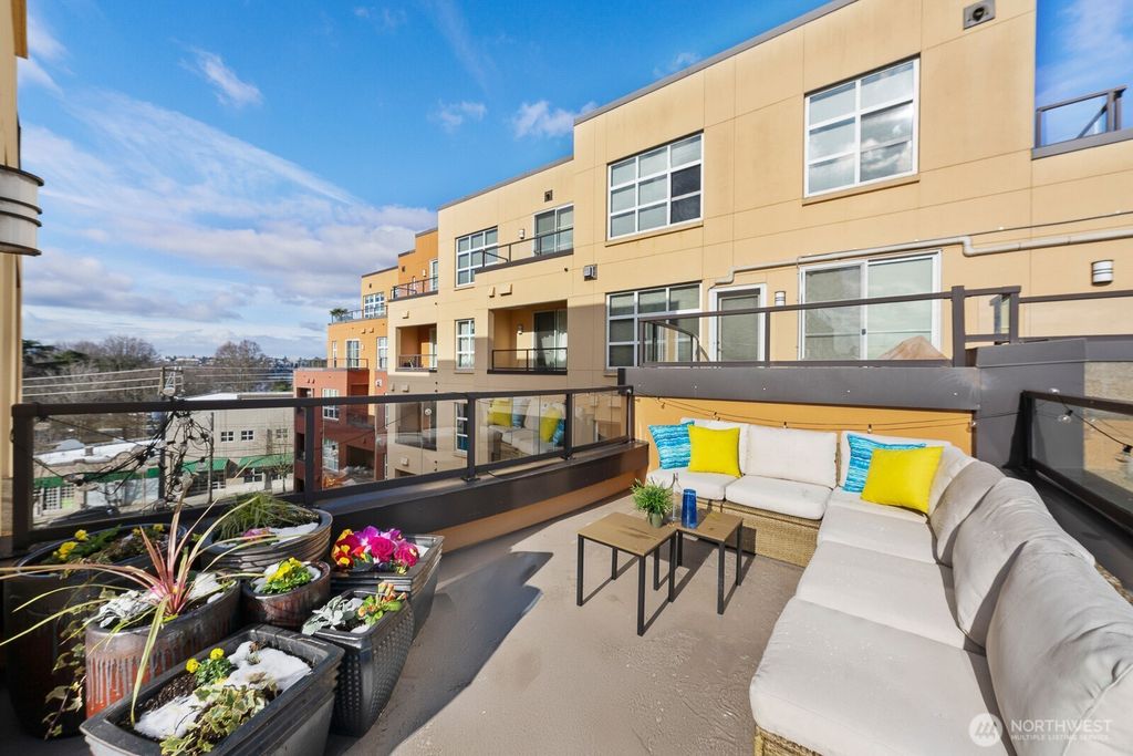 Photo of 410 NE 70th Street #510, Seattle, WA 98115 (MLS # 2331989)