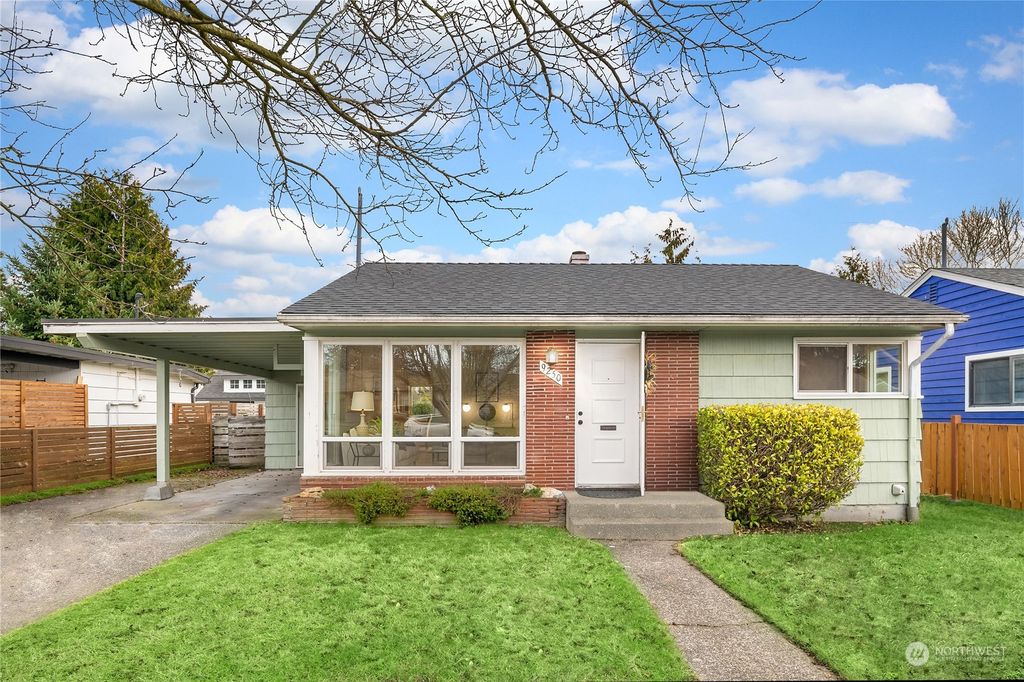 Photo of 9250 31st Avenue SW, Seattle, WA 98126 (MLS # 2023779)