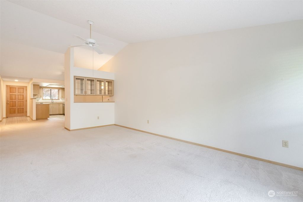 listing image 9362929016965930366