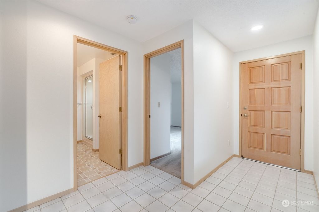 listing image 9363650707366395479