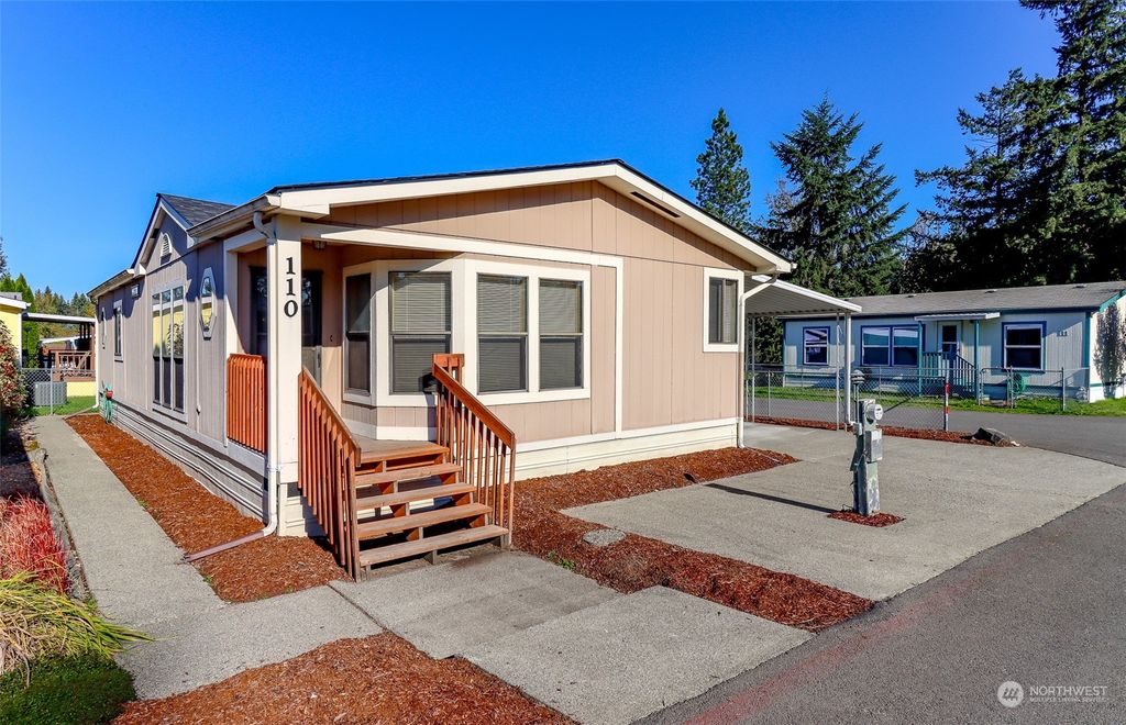 Photo of 15410 SE 272nd Street #110, Kent, WA 98042 (MLS # 2176578)