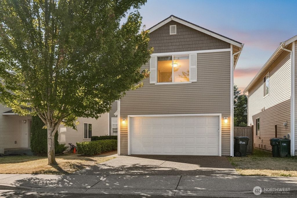 Photo of 19701 100th Street E, Bonney Lake, WA 98391 (MLS # 2555810)