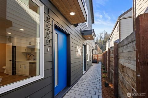 1050 B S Donovan Street, Seattle, WA 98108 - MLS#: 2332676
