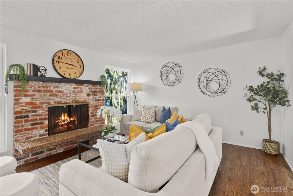 Photo of 13212 60th Drive SE, Everett, WA 98208 (MLS # 2495616)