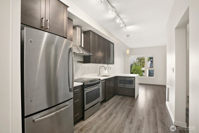 1760 NW 56th Street 421 #421, Seattle