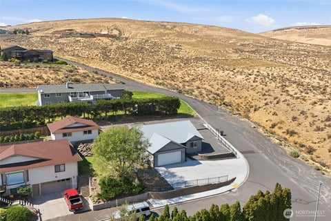 Photo of 481 Patrick Road, Ephrata, WA 98823 (MLS # 2572459)
