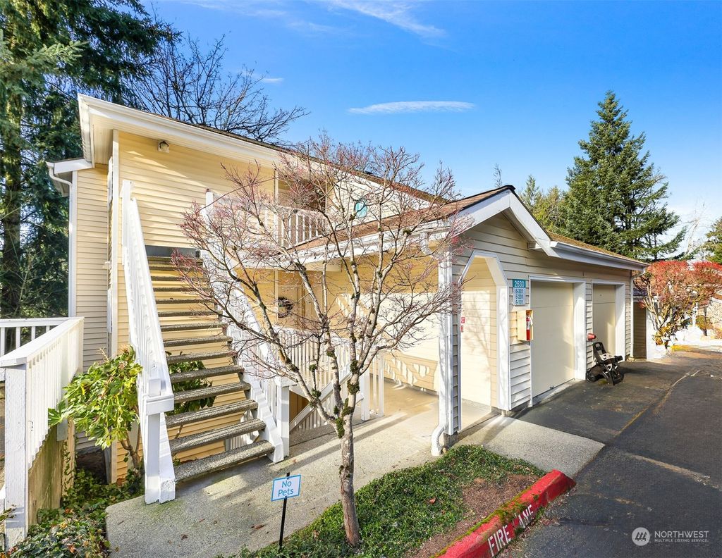 Photo of 2630 118th Avenue SE #6-101, Bellevue, WA 98005 (MLS # 2189373)