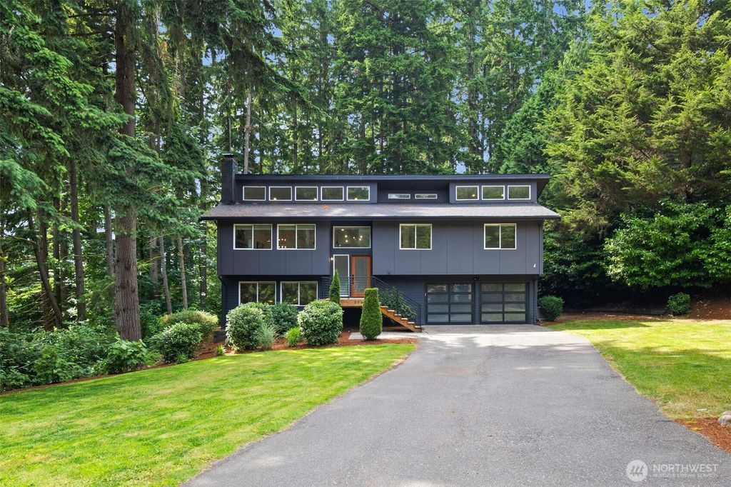 Photo of 17903 194th Avenue NE, Woodinville, WA 98077 (MLS # 2397536)