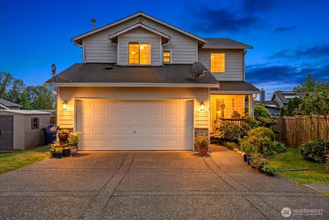 Photo of 929 149th Place SW, Lynnwood, WA 98087 (MLS # 2545071)
