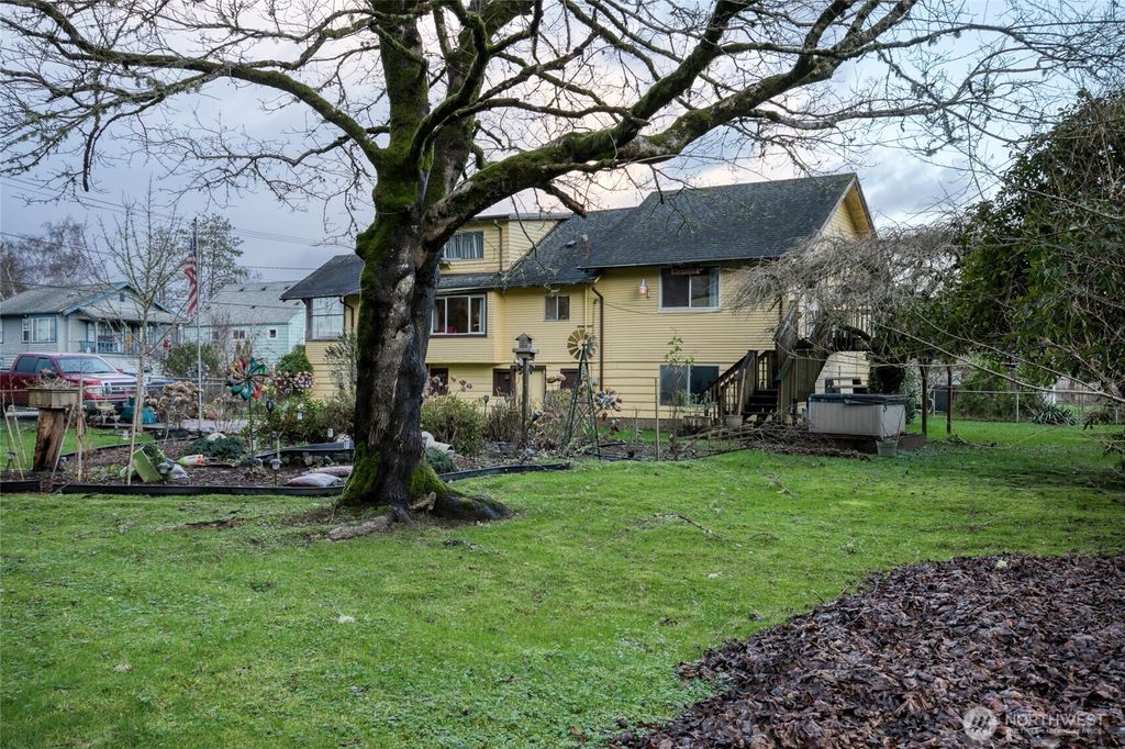 Photo of 1131 W Schley Street, Aberdeen, WA 98520 (MLS # 2456581)