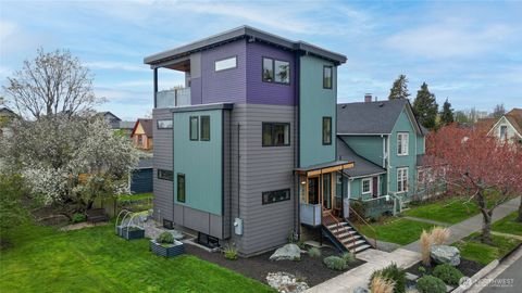 Photo of 1311 Bancroft Street, Bellingham, WA 98225 (MLS # 2505883)